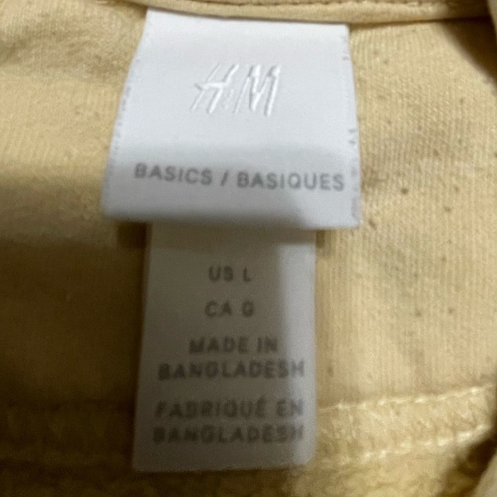 H & M Basics Women’s Yellow Large Hooded soft Sweatshirt oversized with pockets - Picture 2 of 5